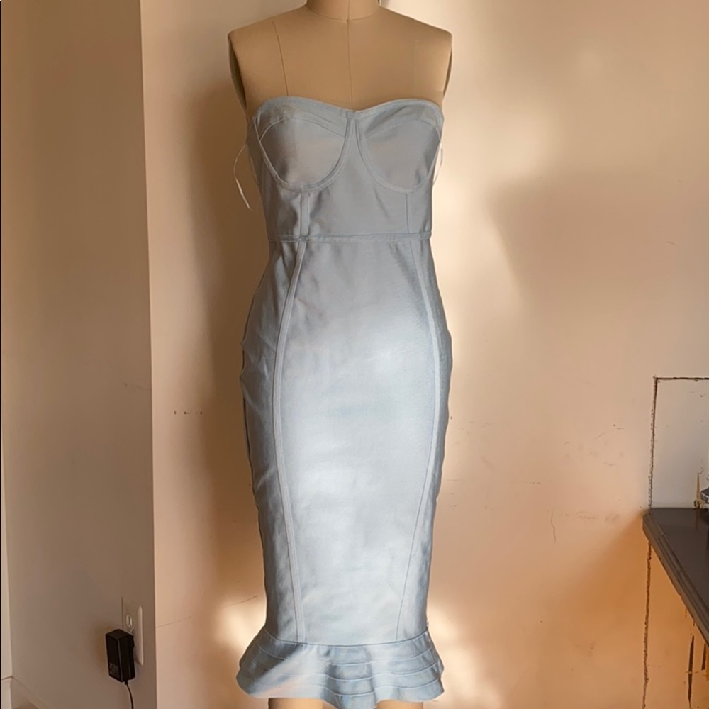 STRAPLESS COCKTAIL DRESS